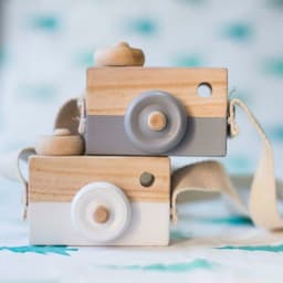 image-Cute Wooden Camera Toys Baby Kid Hanging Photography Prop Decoration Educational Outdoor Activity Toy Children's Day Happy Gift