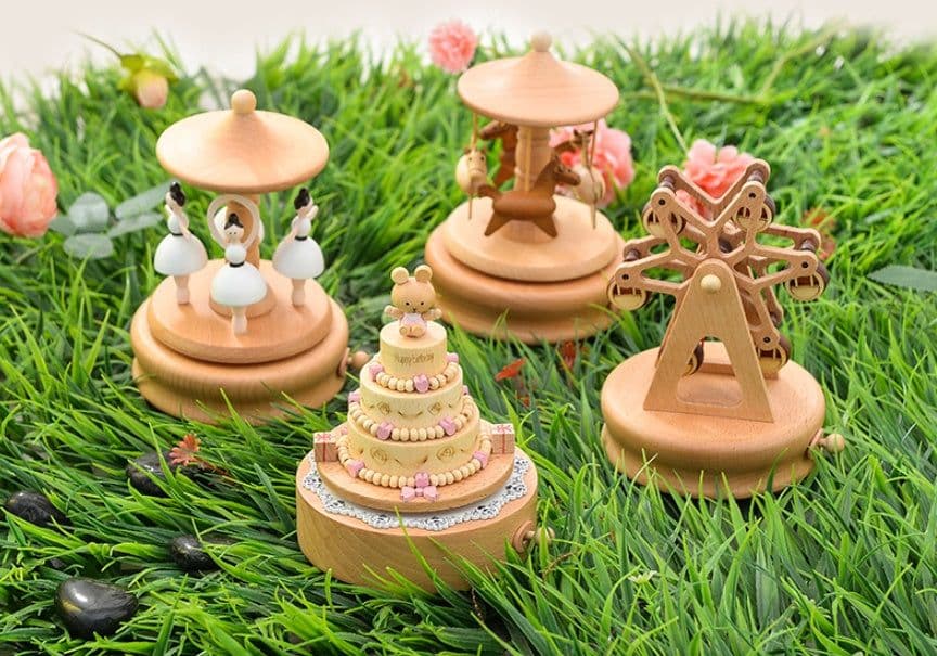 image-Music Boxes Innovative Rotating Musical Box Wooden Music Box Table Decoration