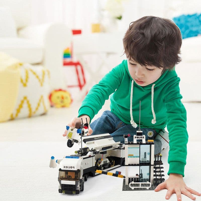 image-Classic Building Blocks Police Station Model Building Blocks DIY Building Toy Bricks Educational Toys