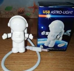 image-Best-selling astronaut LED light night lamp new exotic astronaut USB lamp creative book lamp computer custom gift