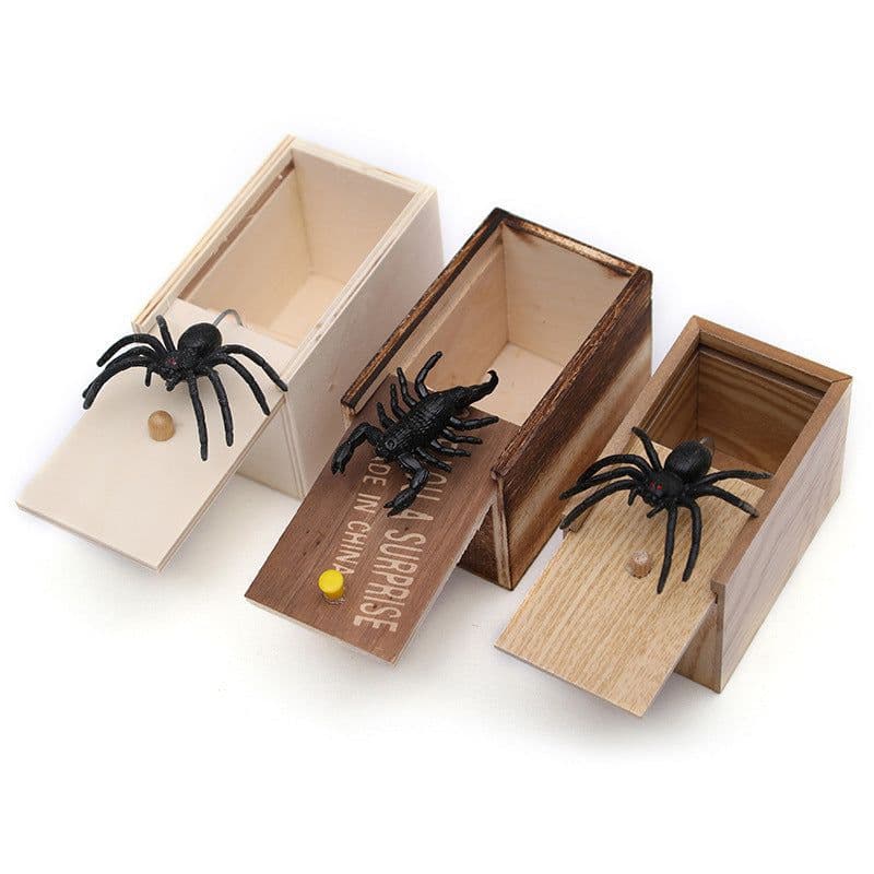 image-Prank Spider Wooden Scare Box Trick Play Joke Lifelike Surprise April Fools' Day Funny Novelty Toys Gags Practical Gifts