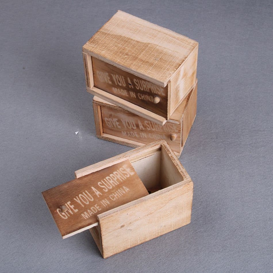 image-Prank Spider Wooden Scare Box Trick Play Joke Lifelike Surprise April Fools' Day Funny Novelty Toys Gags Practical Gifts