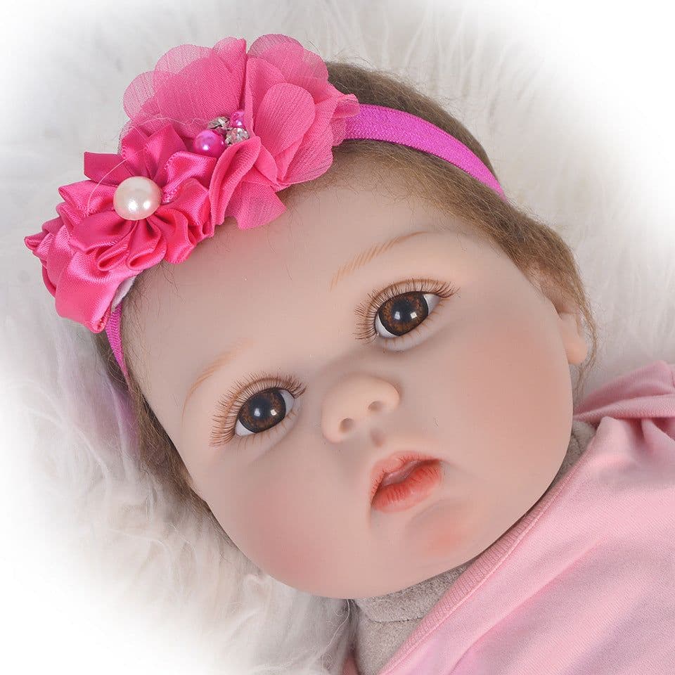image-Simulation doll
