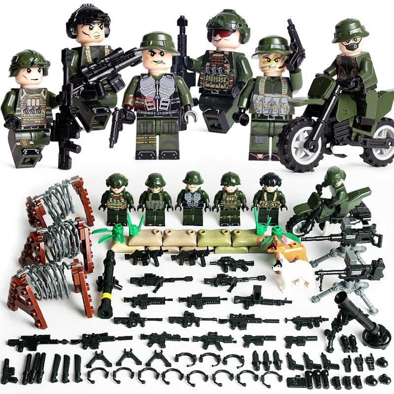 image-Military minifigures assembled children's toys