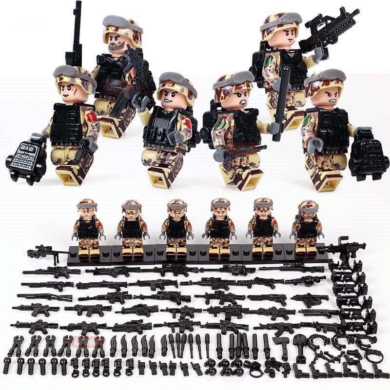 image-Military minifigures assembled children's toys