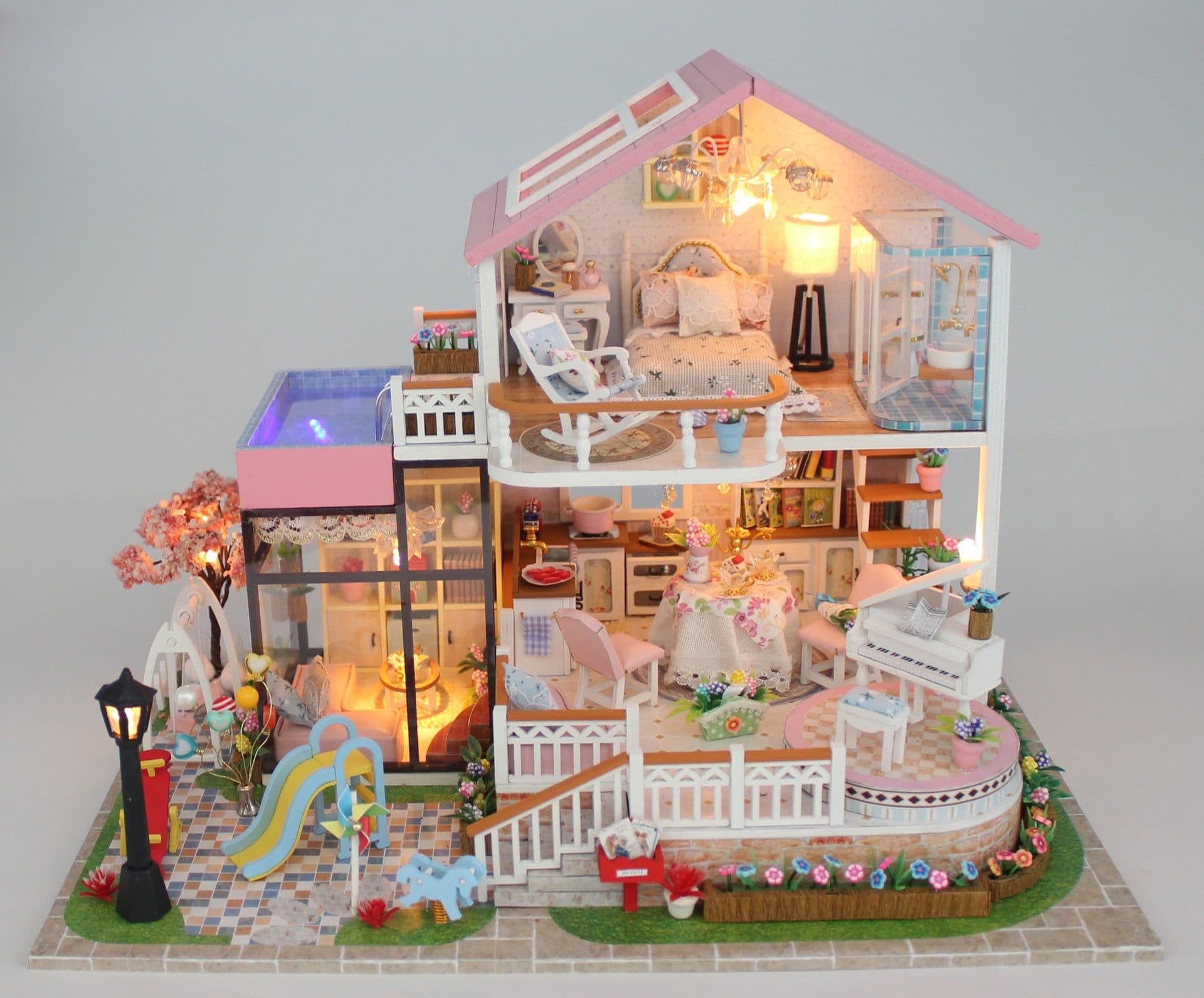 image-Creative Assembly Building Children's Day Toys