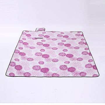 image-Velvet aluminum film picnic mat