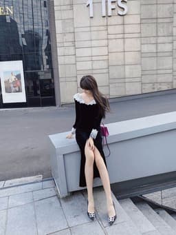 image-Autumn And Winter French Long-Sleeved Lace V-Neck Temperament Long Dress