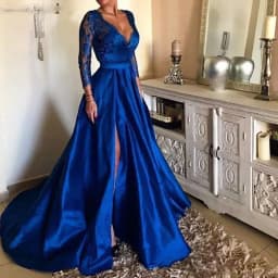 image-Lace V-neck Evening Dress With Large Swing Dress