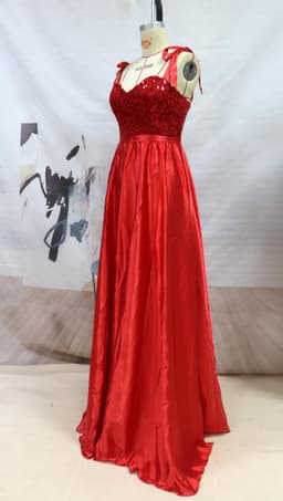 image-Women's Temperament Long Banquet Evening Dress Suspenders Sequined Large Skirt