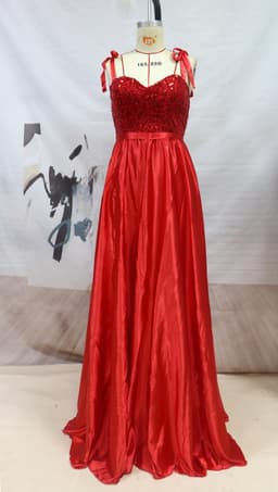 image-Women's Temperament Long Banquet Evening Dress Suspenders Sequined Large Skirt