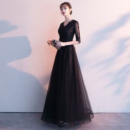 image-Banquet Elegant Long Black Ladies Annual Meeting Dress