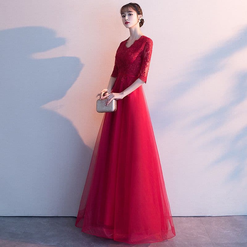 image-Banquet Elegant Long Black Ladies Annual Meeting Dress