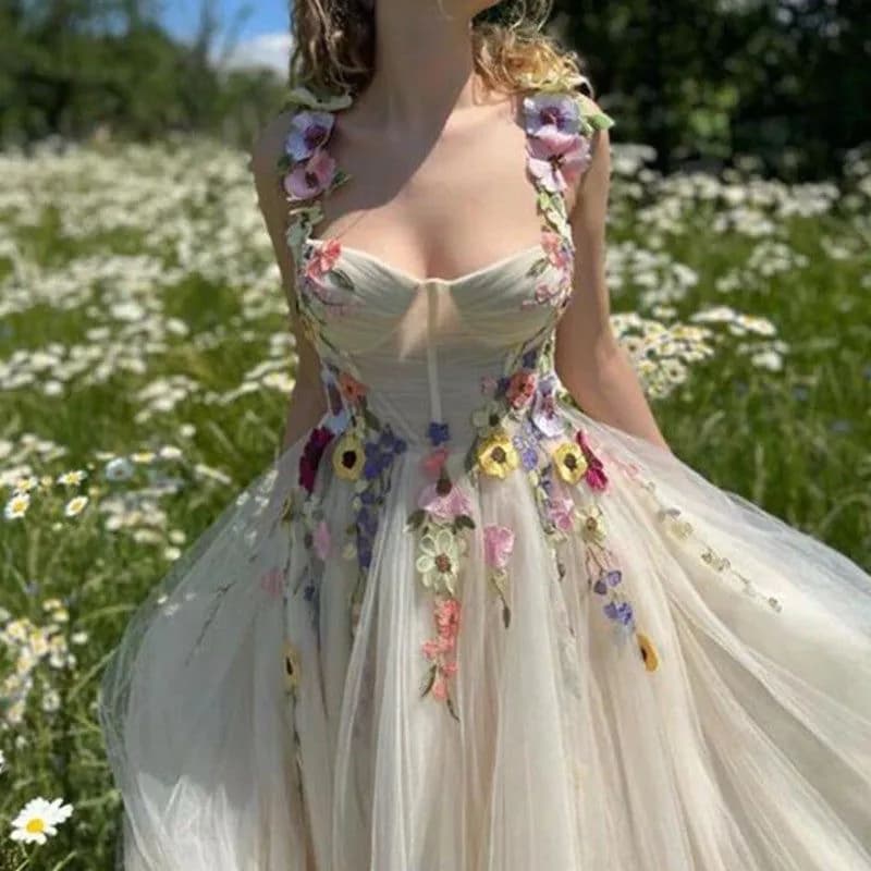 image-Light Champagne Tulle Prom Dress Sweetheart-Neck Flow
