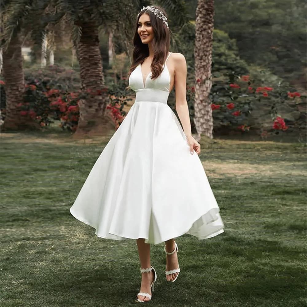 image-Women's Long Skirt V-neck Simple And Thin Suspender Dress