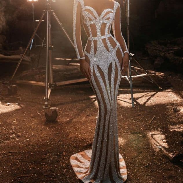 image-Women's Sprinkled Gold Banquet Dress Package Hip Fishtail Evening Dress