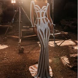 image-Women's Sprinkled Gold Banquet Dress Package Hip Fishtail Evening Dress