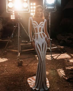 image-Women's Sprinkled Gold Banquet Dress Package Hip Fishtail Evening Dress