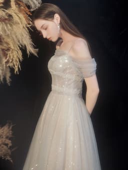 image-Star Sky Dress Skirt Slim Off Shoulder