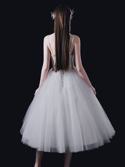 image-Welcome Travel Photography License Registration White Dress
