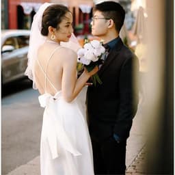 image-High Quality Travel Photography Booking Wedding Dress