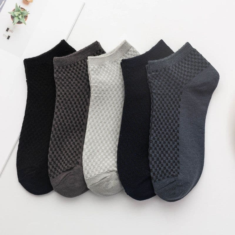 image-Spring And Summer Men's Boat Socks Short Tube Massage Bottom Men's Socks Bamboo Fiber Lattice Shallow Mouth Invisible Socks Factory Wholesale