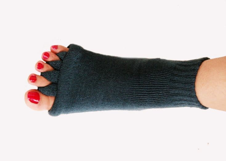 image-Massage Five-Toed Socks For Men And Women Five-Toed Open-Toe Yoga Socks