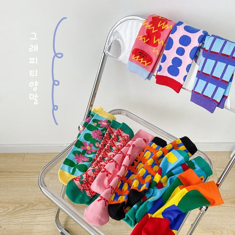 image-Children's Socks Striped Graffiti Straight Tube