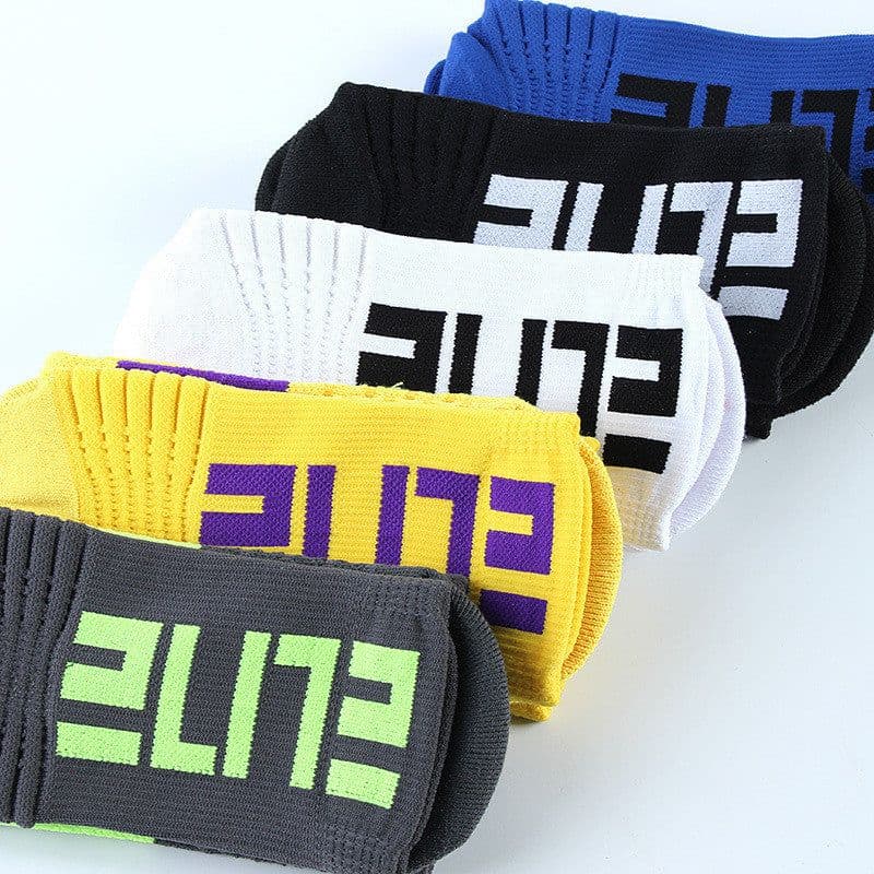 image-Men's Basketball Socks Letter High-top Thickening Moisture-absorbing Sports Tide Socks