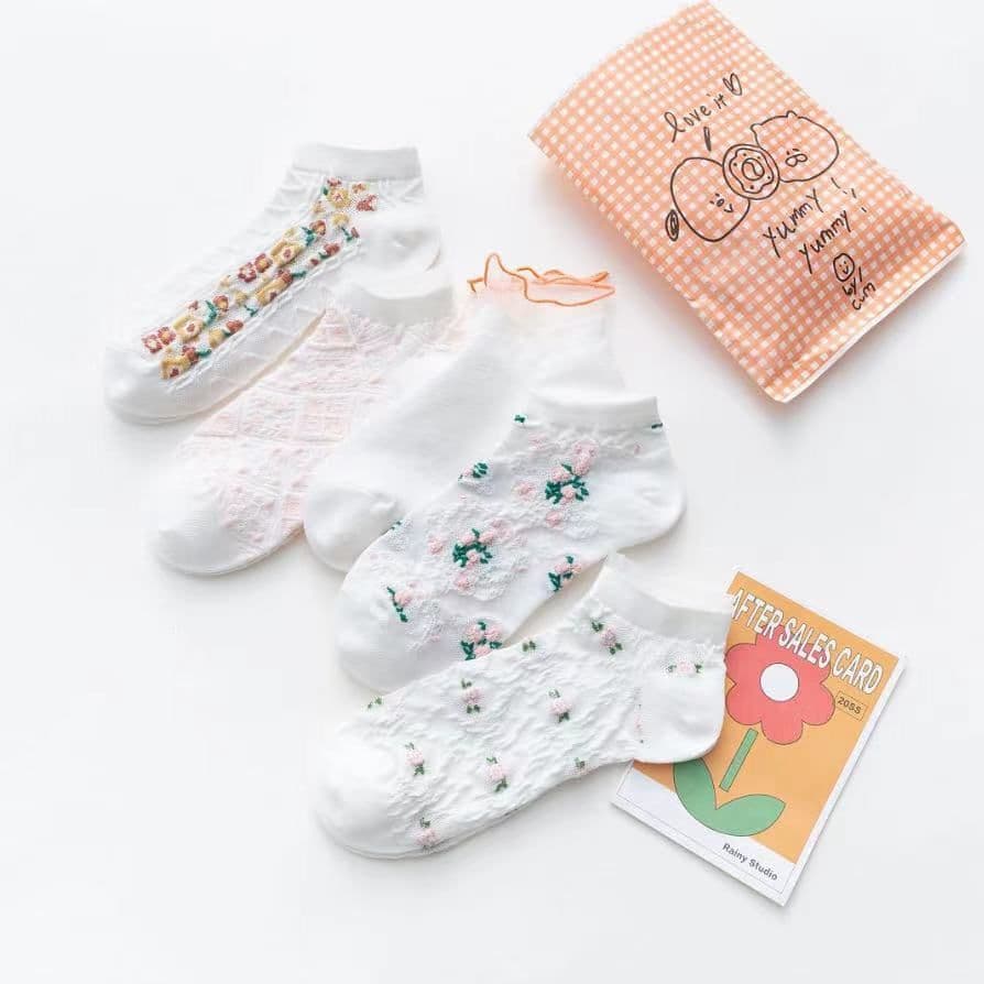 image-Summer Thin Shallow Mouth Boat Socks Ladies Cotton Socks