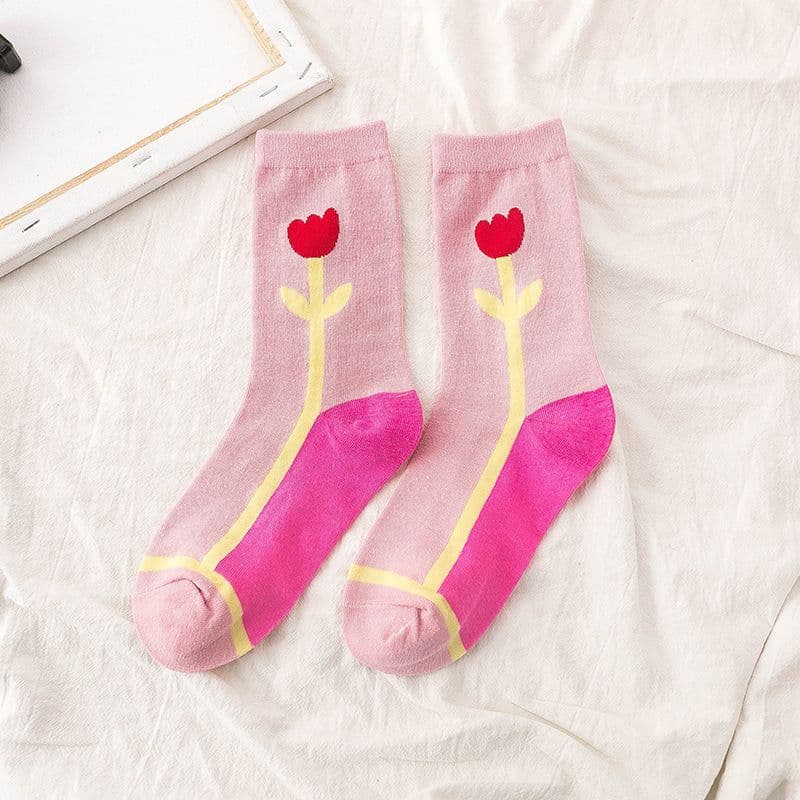 image-Socks Female Mid-tube Ins Four Seasons Moroccan Wild Socks Tide Socks Street Socks