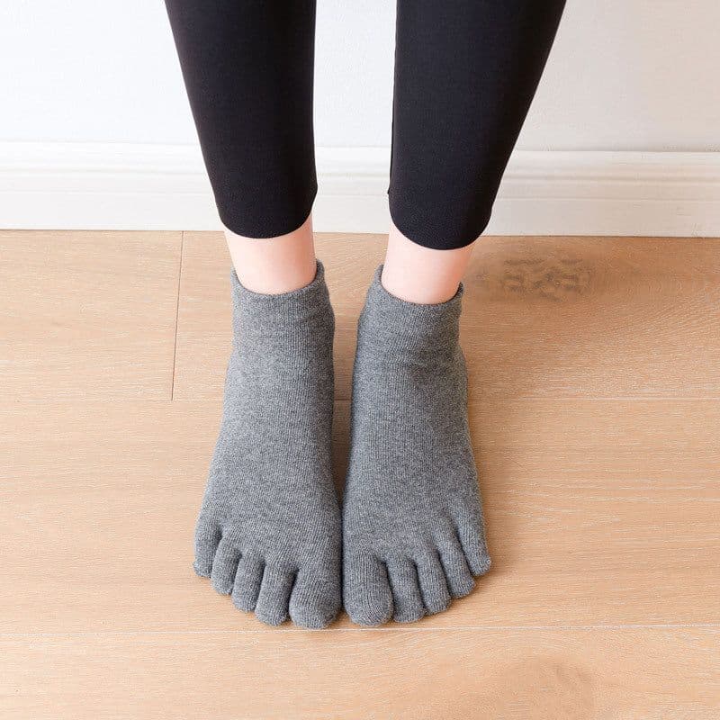 image-Combed Cotton All-inclusive Five-finger Socks Dot Glue Dance Yoga Socks