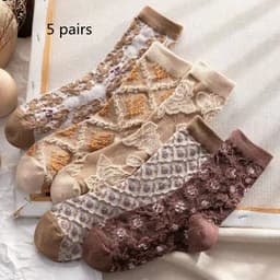 image-Cotton Socks Embossed Three-dimensional Small Flower Socks