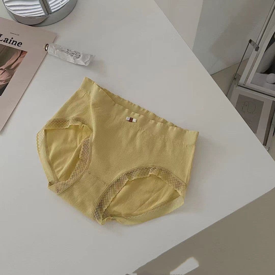 image-Japanese Cream Rose Moisturizing Panties For Women Seamless High Elastic