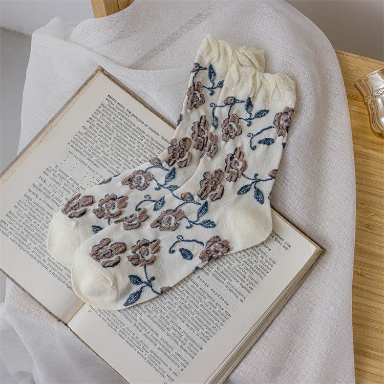image-Women's Fashion Comfortable Casual Colorblock Socks