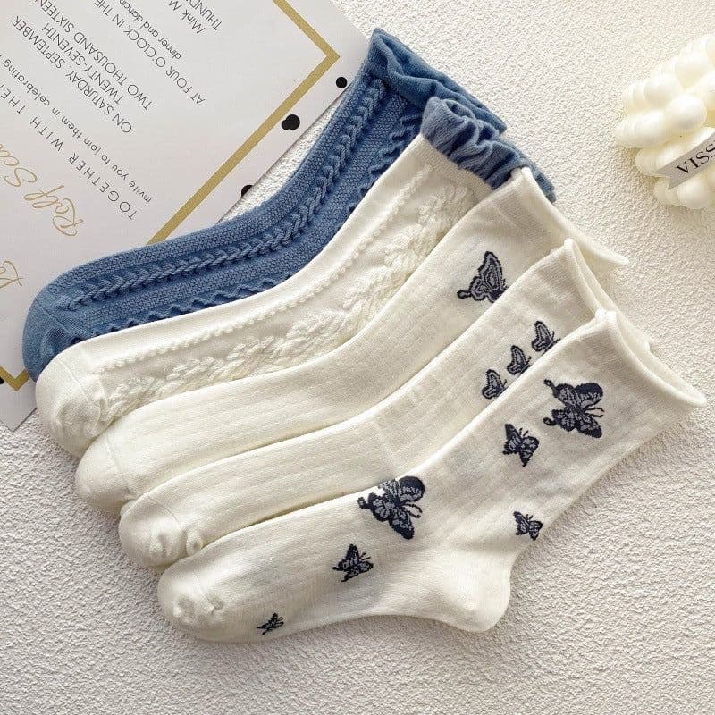 image-Versatile And Cute Japanese Jk Student Stockings