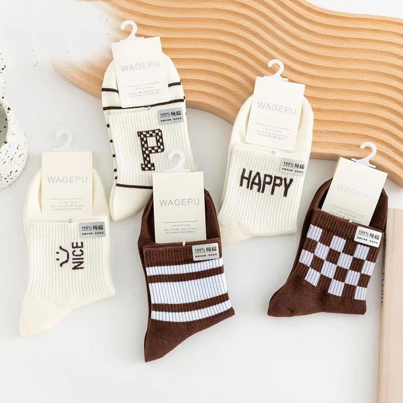 image-Cartoon Bear Ins Three-dimensional Flower Tulip Stockings Female