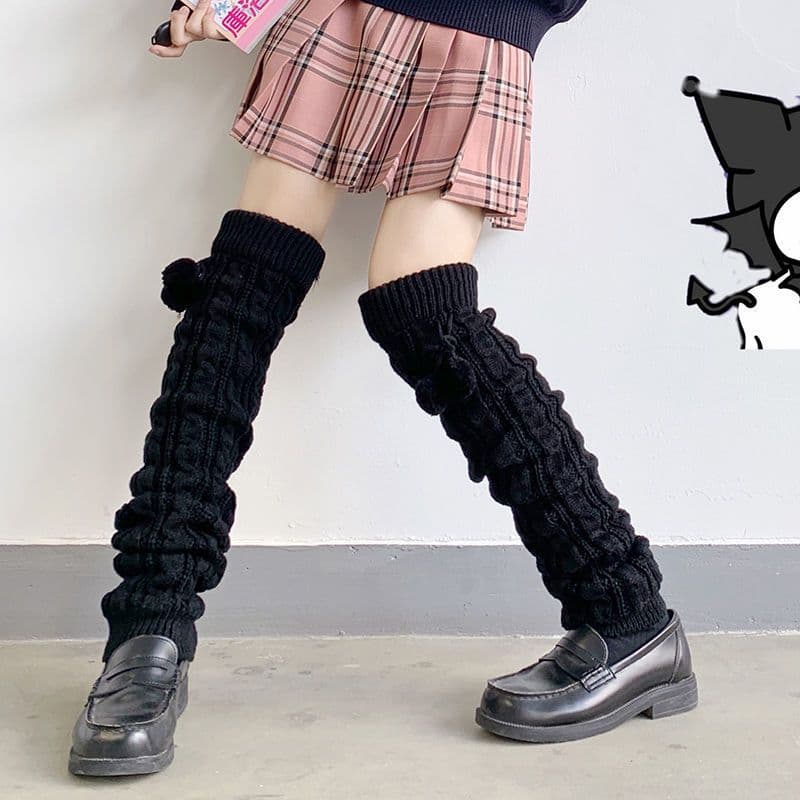image-Japanese Soft Girls Pile Stockings In Middle Tube