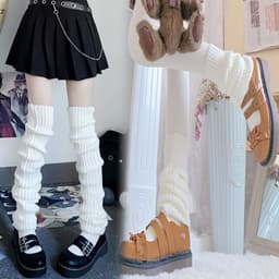 image-Japanese Soft Girls Pile Stockings In Middle Tube