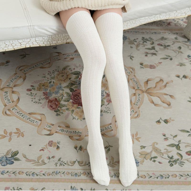 image-Women's Fashionable Knitted Over-the-knee Socks