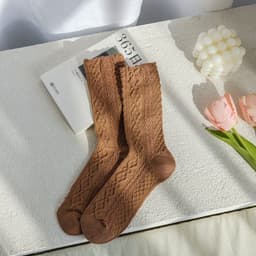 image-New Fashion Retro Art Flower Combed Cotton Sweet Women's Medium Hose