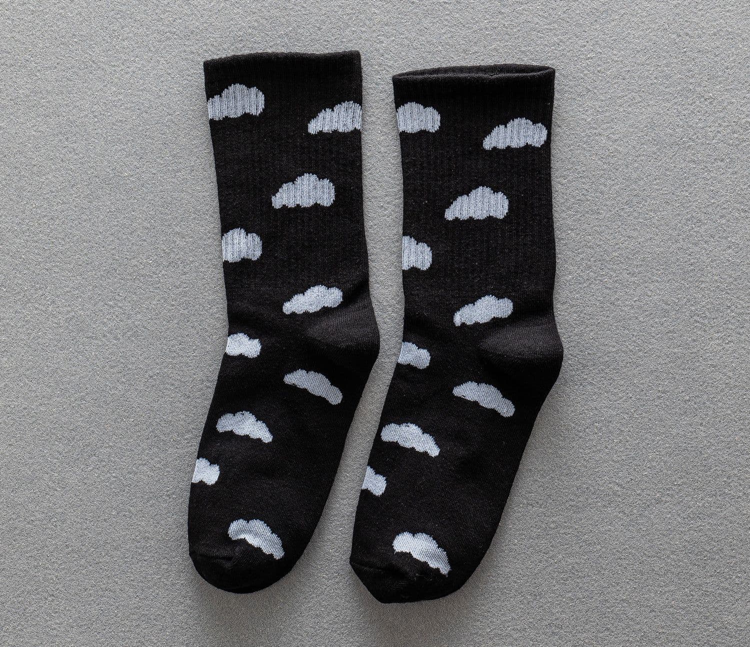 image-Blue Sky And White Clouds In The Tube Tide Sock Female