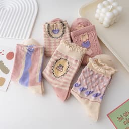 image-Lady's Flower Tube Socks Stereo Bunching Socks
