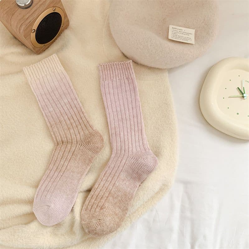 image-Gradient Color Women's Socks Mid-calf Warm-keeping Socks