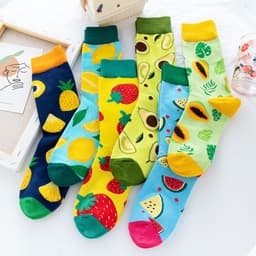 image-Mid-tube Star Animal Tide Socks