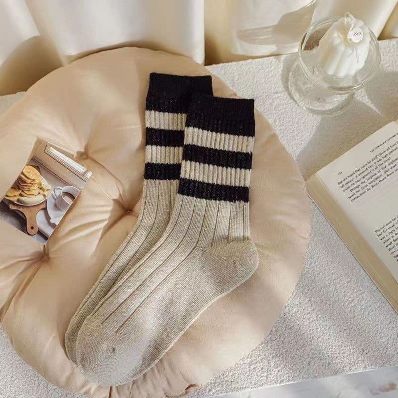image-Spring And Autumn All-match Stripes Sports College Style Stockings