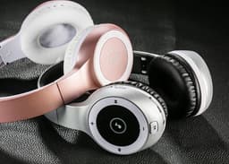 image-T8 Stereo Headset Bluetooth Headset HIFI Sports MP3 Card Wireless Phone Headset 4.0 Headphones