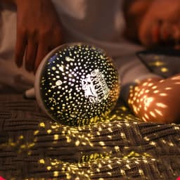 image-Rotating starlight projection lamp