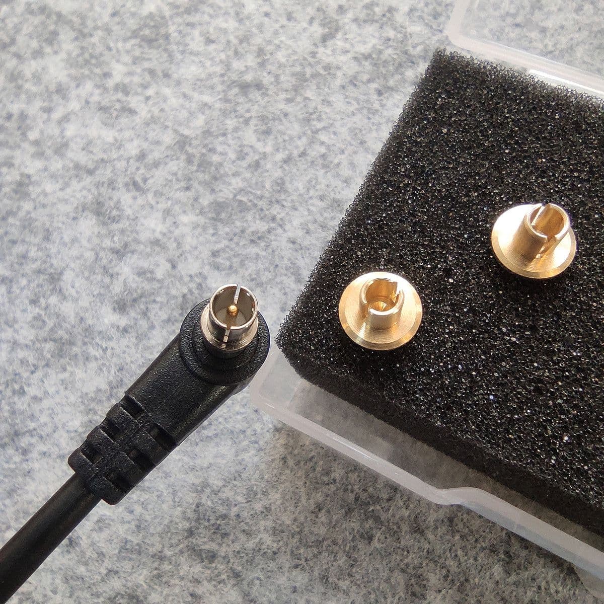 image-Universal PC port metal dust plug for film cameras