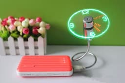 image-USB Fan Adjustable Mini Flexible Fan LED Light Time Clock Desktop Cool Gadget Time Display